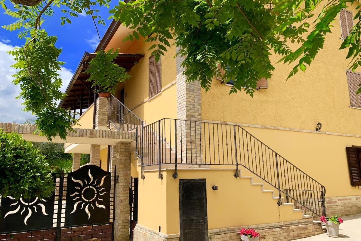 Flowery House Miglianico Esterno foto